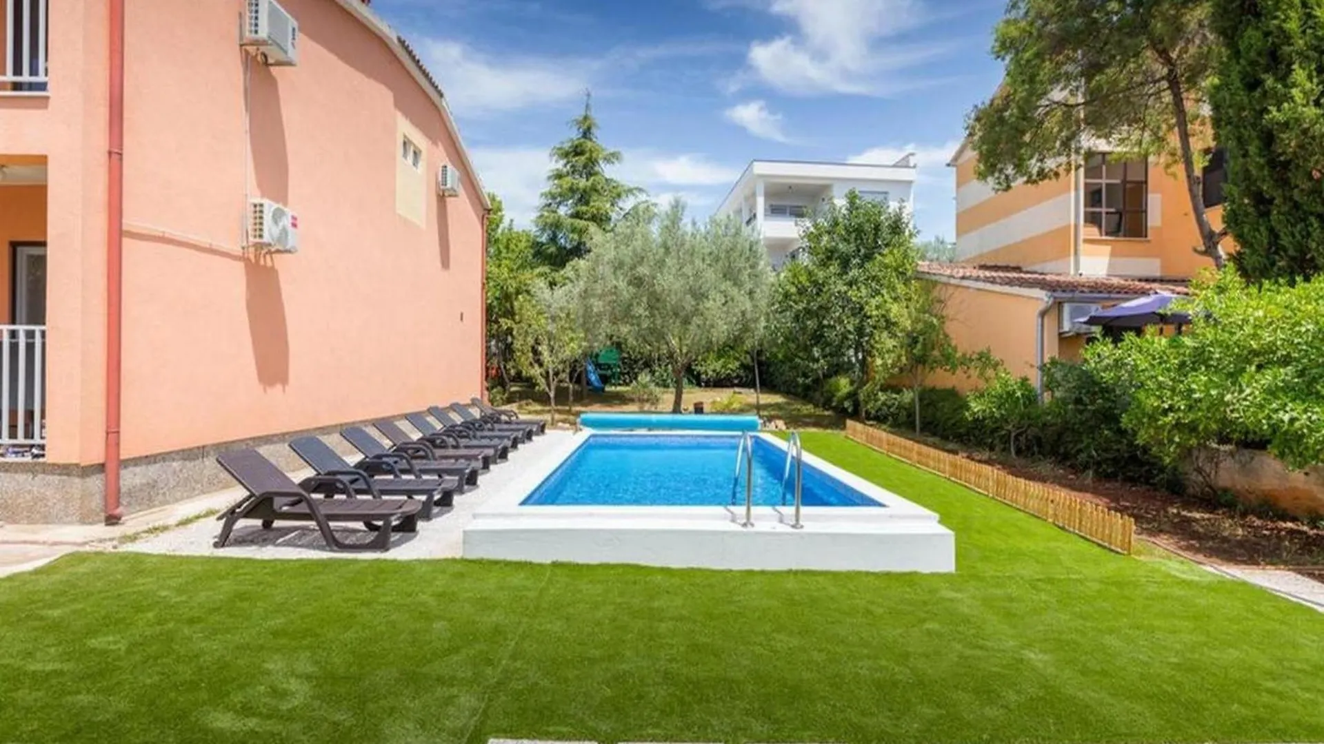Family Frendly Holiday Home With Pool Fazana